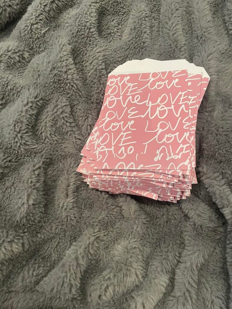 Papieren zakjes/inpak zakjes /cadeau papier, Diversen, Cadeaupapier, Ophalen of Verzenden, Nieuw