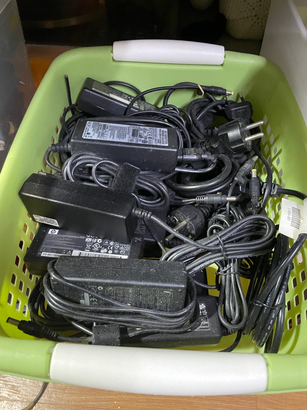 Diverse PC Voedingen - 18V Adapters, Ophalen, Gebruikt