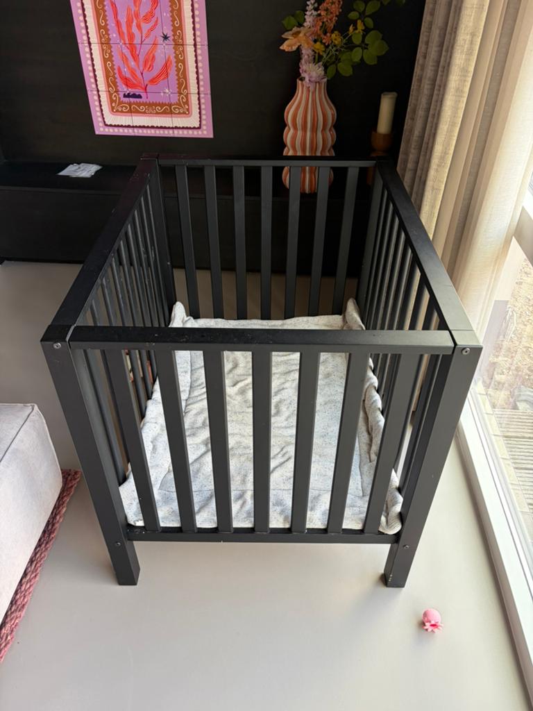 Kinderbox zwart. 100*80 en 90cm hoog. Box babypark zwart, Kinderen en Baby's, Ophalen, Gebruikt, Boxkleed