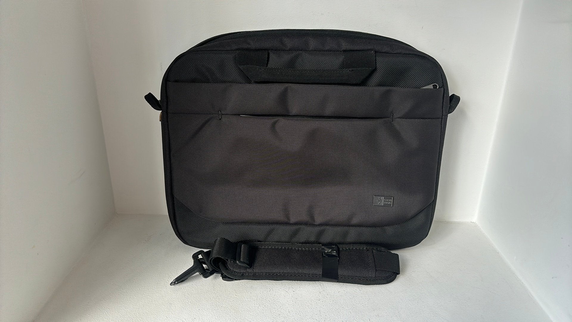 Case Logic Advantage laptoptas 37 x 30 cm (nieuw), Ophalen of Verzenden, Zo goed als nieuw