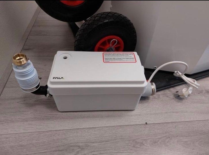 Mobiele Nooddouche - Direct Klaar voor Gebruik, Ophalen, Gebruikt, Rvs, Douche