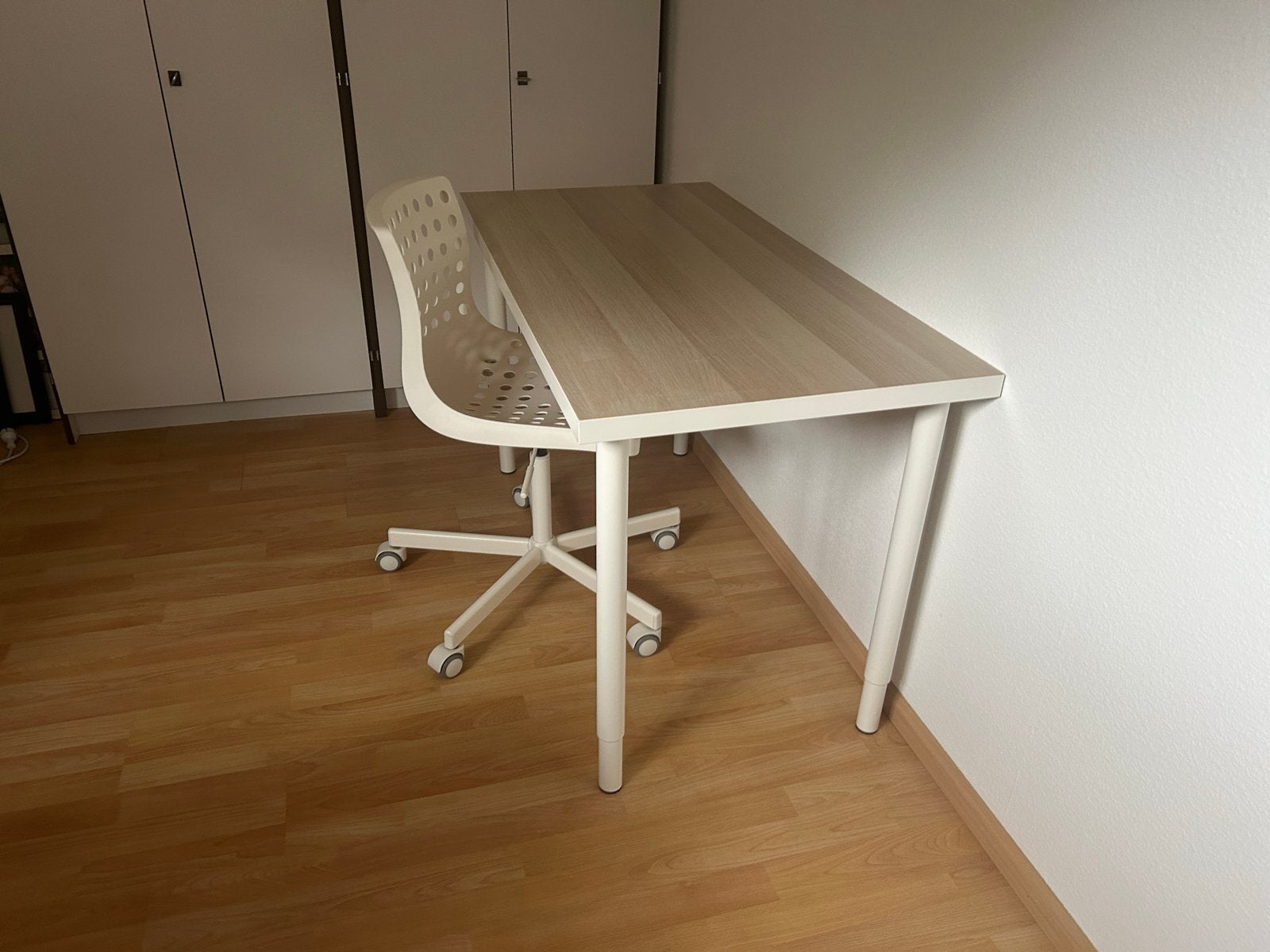 Ikea Bureau 120x60 Eiken met Verstelbare Poten + Bureaustoel, Gebruikt, Hout, Ophalen of Verzenden, IKEA