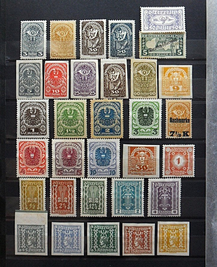 Deutsch Österreich / 32 zegels periode 1919-1922 inflatie, Ophalen of Verzenden