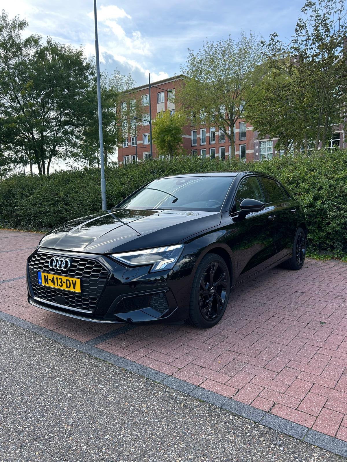 Audi A3 Sportback 30 TFSI S tronic 110 PK /PANO/ACC/CARPLAY, Auto's, Zwart, Origineel Nederlands, 3 cilinders, 999 cc
