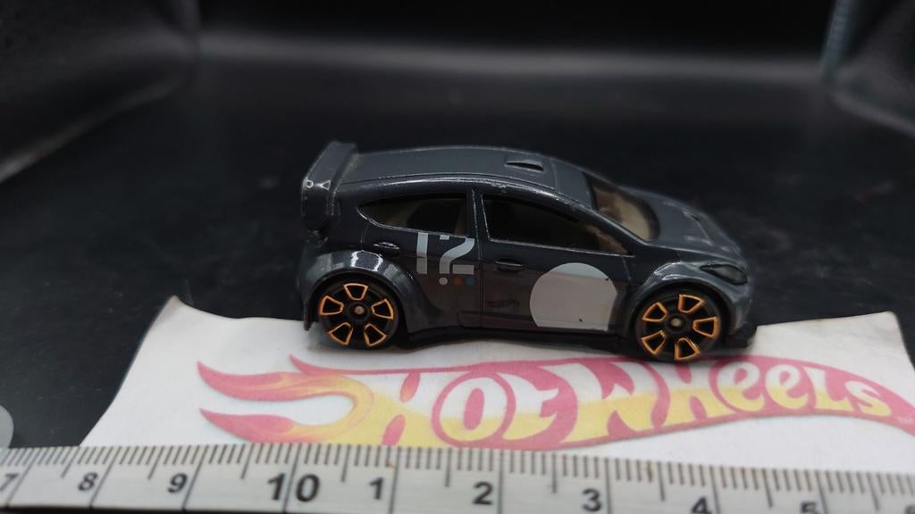 Hot Wheels Ford Fiesta - Grijs modelauto, Ophalen of Verzenden, Zo goed als nieuw, Auto, Overige merken