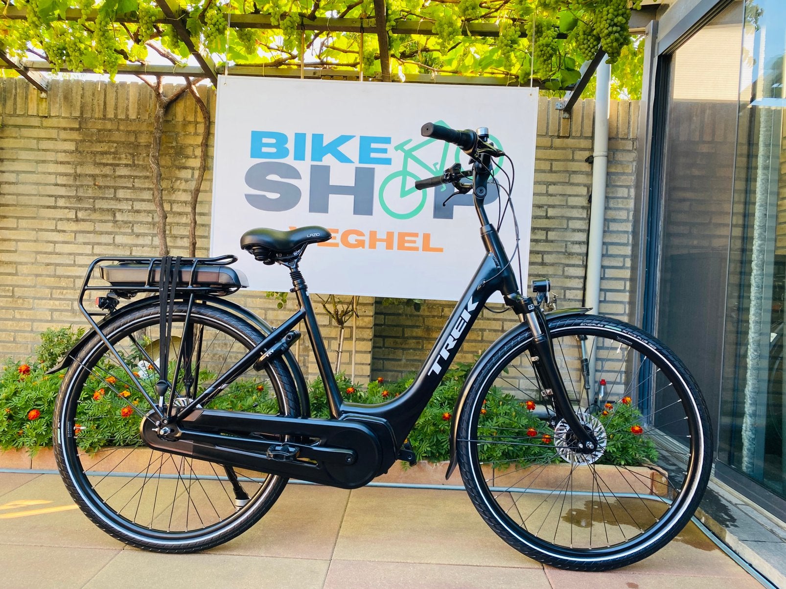 Elektrische Trek Lm1+ Bosch Middenmoto Active Line.D50, Ophalen of Verzenden, Zo goed als nieuw, Bike shop veghel, 5467kc