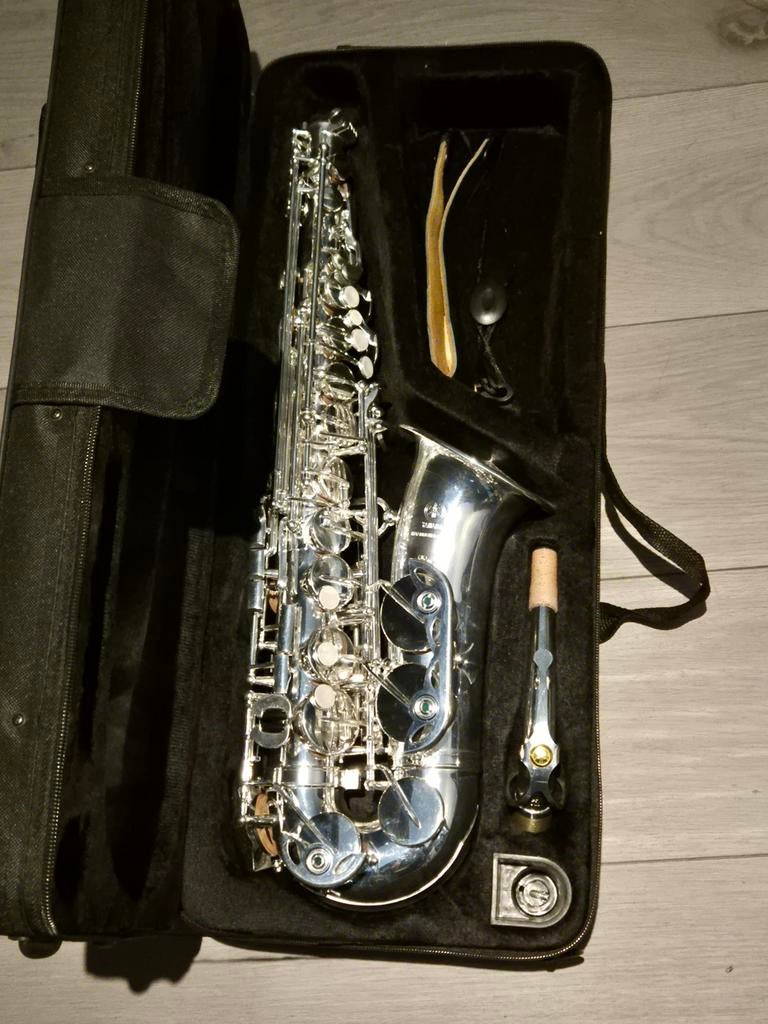 Zilveren alt saxofoon, Muziek en Instrumenten, Ophalen of Verzenden, Gebruikt, Alt, Met koffer