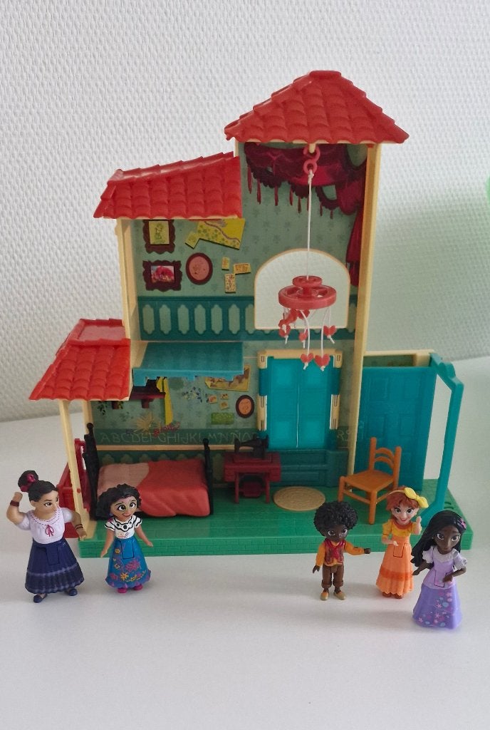 Encanto huis met poppetjes, Kinderen en Baby's, Ophalen, Zo goed als nieuw, Poppenhuis