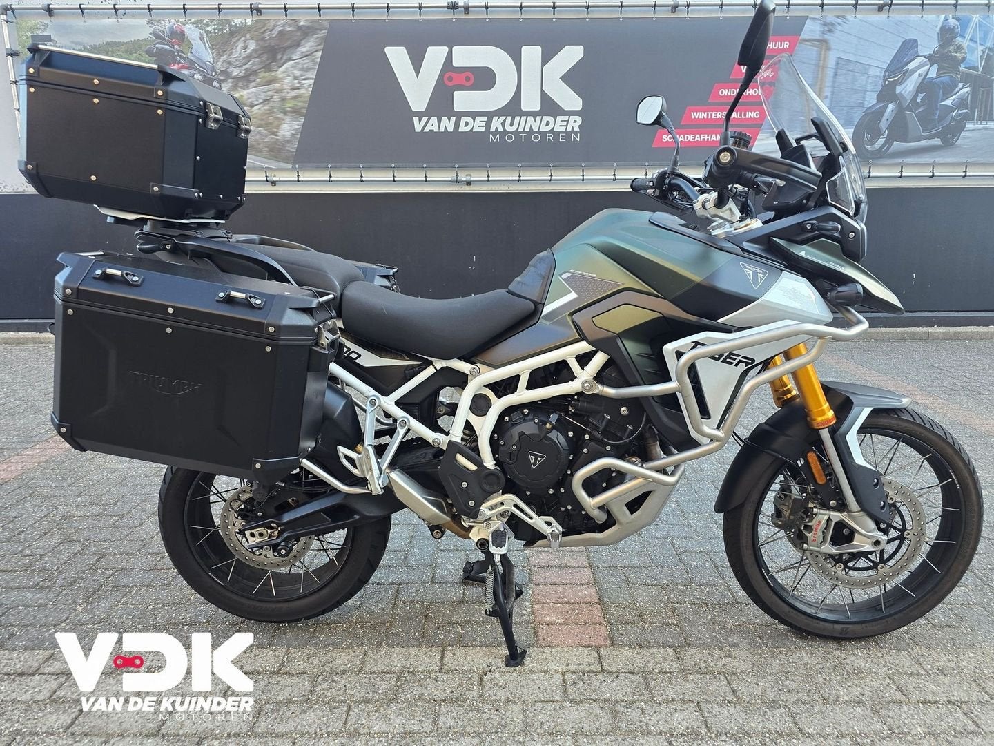 TRIUMPH TIGER 900 RALLY PRO (bj 2024) 16,212 km, Motoren, 888 cc, Motorrijbewijs A, Bedrijf, Meer dan 35 kW