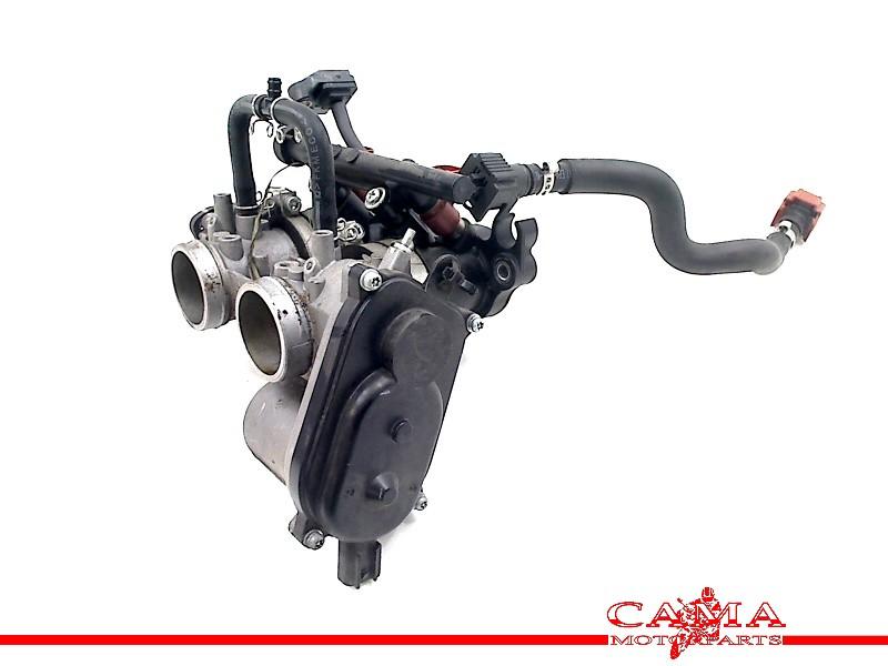 Gasklephuis Yamaha XP 530 T-MAX DX SX 2017-2019 (XP530 2DF), Yamaha Motor Europe N.V., Gebruikt, Customersupport@yamaha-motor.co.uk