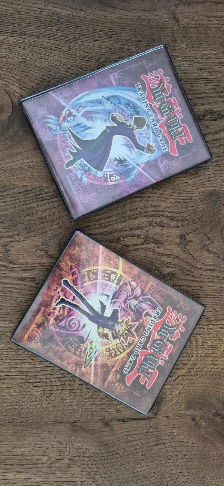 2 Vintage Yugi en Kaiba mapjes vol ( 4 starter decks ) etc, Hobby en Vrije tijd, Verzamelkaartspellen | Yu-gi-Oh!, Ophalen of Verzenden