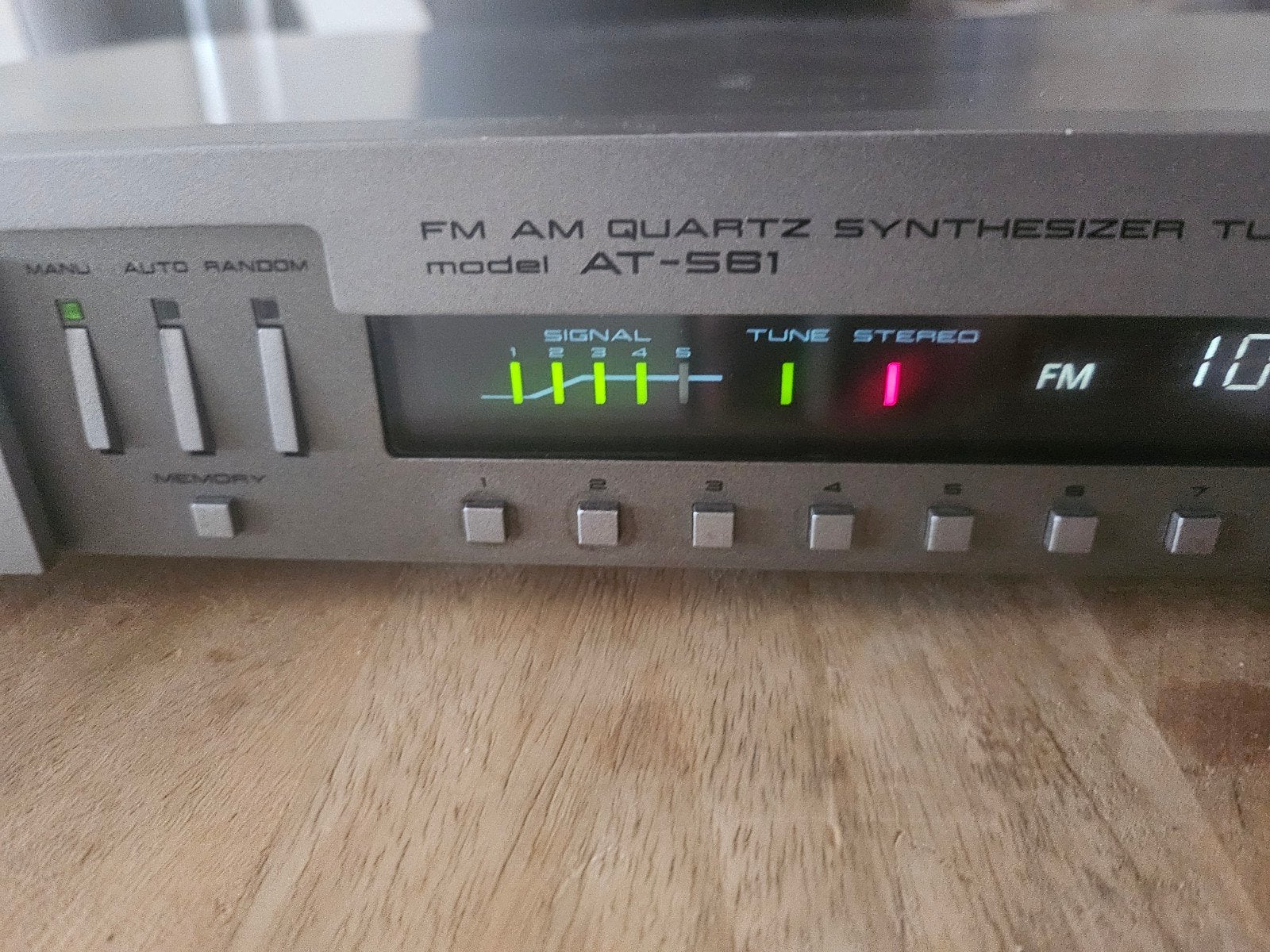 AKAI AT-61 TOPTUNER, Ophalen of Verzenden, Zo goed als nieuw, Analoog
