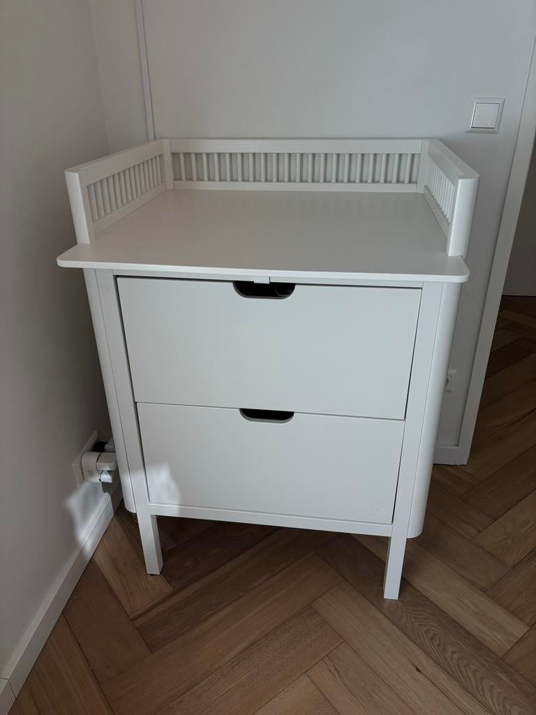 Sebra commode met twee lades - uitstekende staat, Ophalen, 50 tot 70 cm, Zo goed als nieuw, 75 tot 100 cm