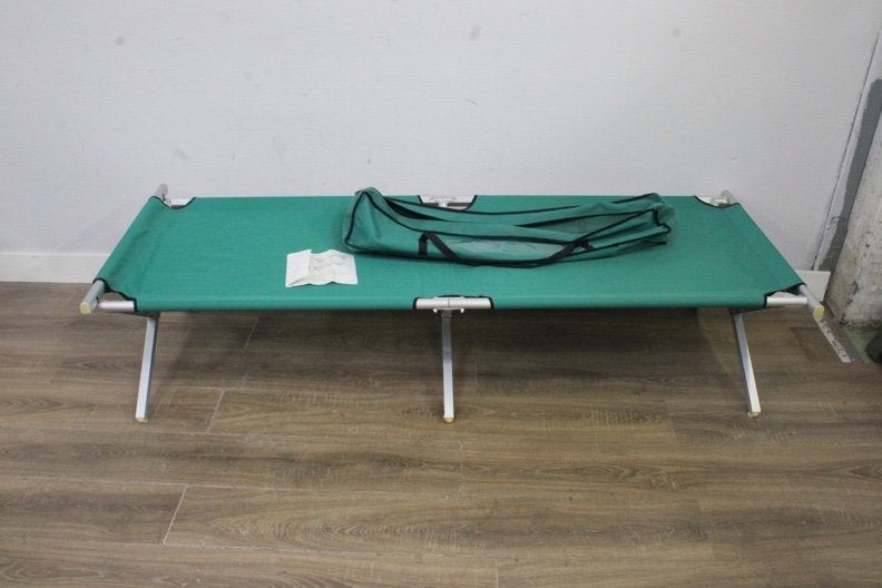 Veldbed, campingbed, Ophalen of Verzenden, Zo goed als nieuw