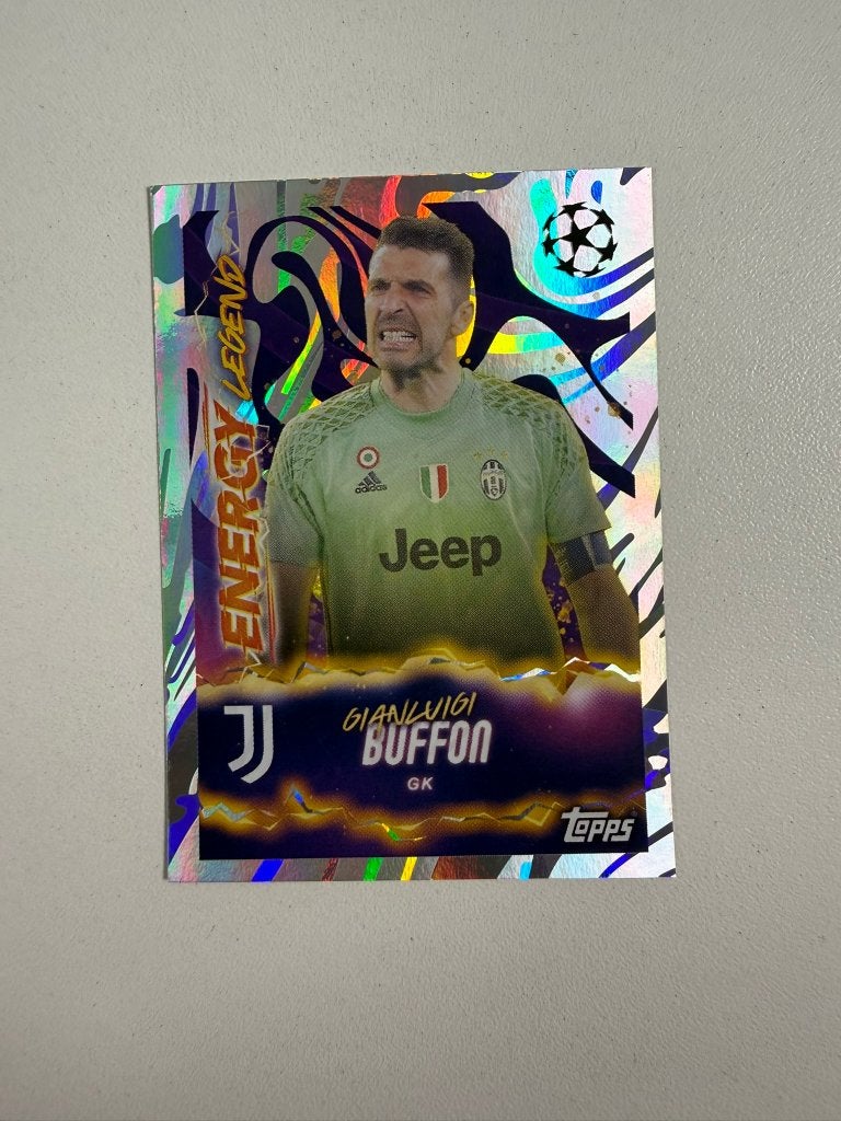 574 Gianluigi Buffon Energy Legend Sticker Champions League, Ophalen of Verzenden, Nieuw, Buitenlandse clubs, Poster, Plaatje of Sticker