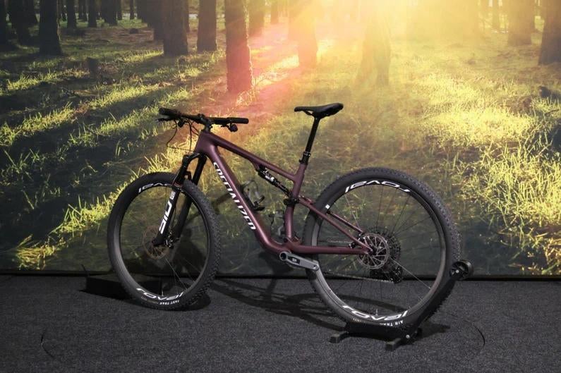 ACTIE nieuwe Specialized Epic8 Expert L&XL carbon fully, Fietsen en Brommers, Fietsen | Mountainbikes en ATB, Fully, Ophalen of Verzenden