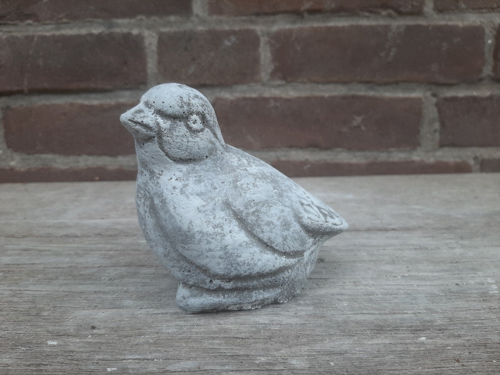 Vogeltje betonnen beeld tuinbeeld beton beeldje vogel, Ophalen of Verzenden