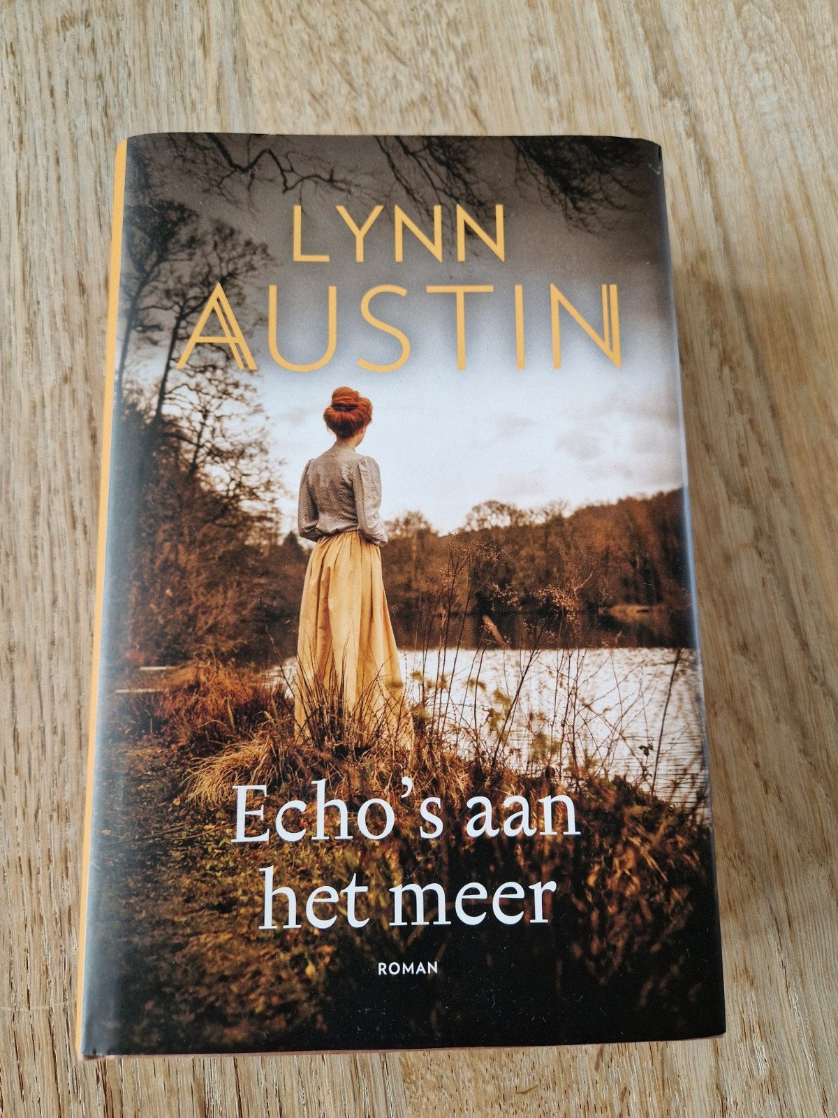 Lynn Austin - Echo's aan het meer, Ophalen of Verzenden, Zo goed als nieuw, Lynn Austin