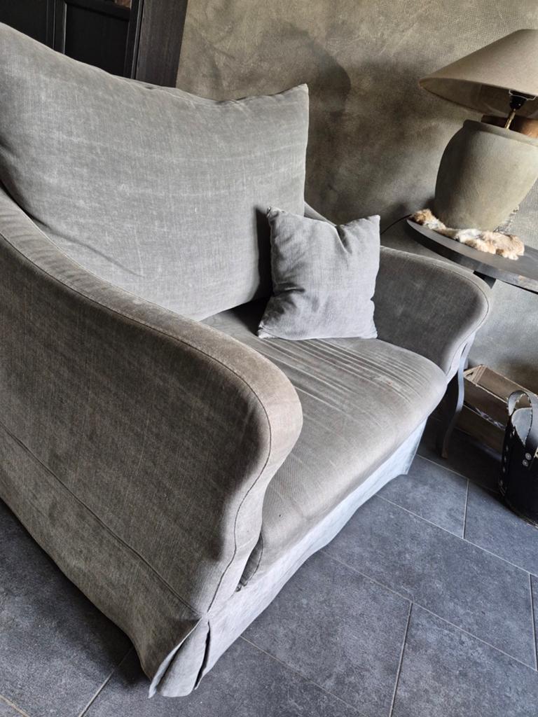 Grijze loveseat  *GRATIS*gaat zaterdag weg*, Gebruikt, Tweepersoons, 75 tot 100 cm, Ophalen of Verzenden