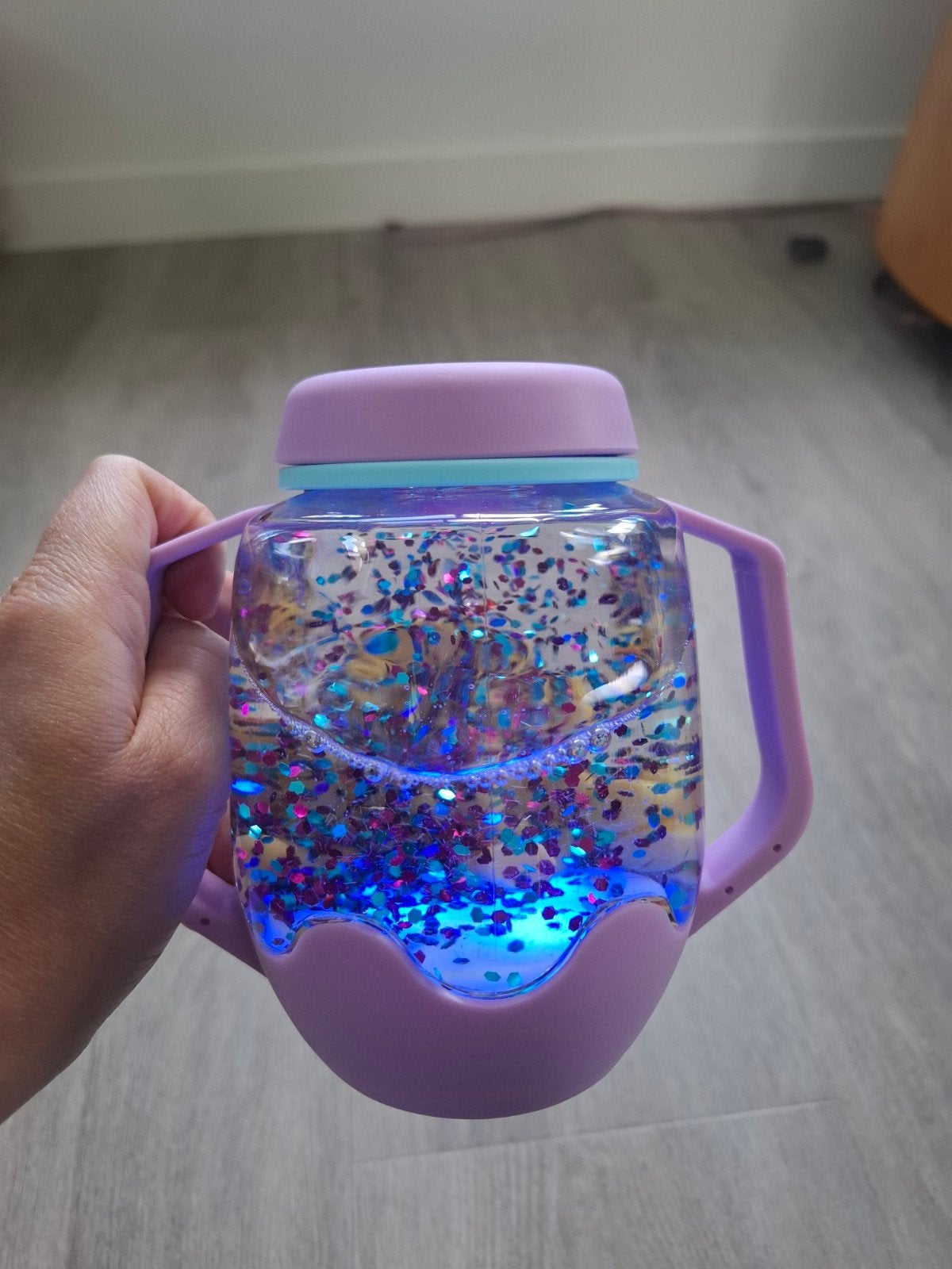 Glo Pals Lichtgevende Beker met Eendjes en Glitters, Ophalen of Verzenden, Zo goed als nieuw