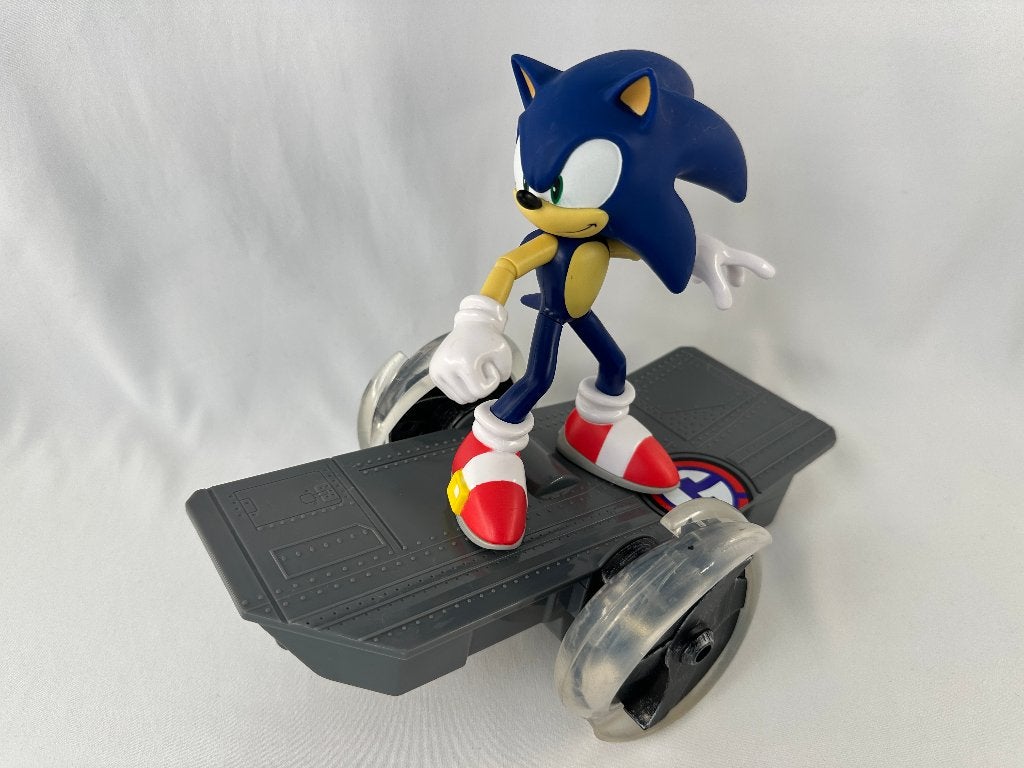 Sonic The Hedgehog Speed RC Skateboard Jakks Pacific 2023, Verzamelen, Poppetjes en Figuurtjes, Jakks Pacific, Gebruikt, Onbekend