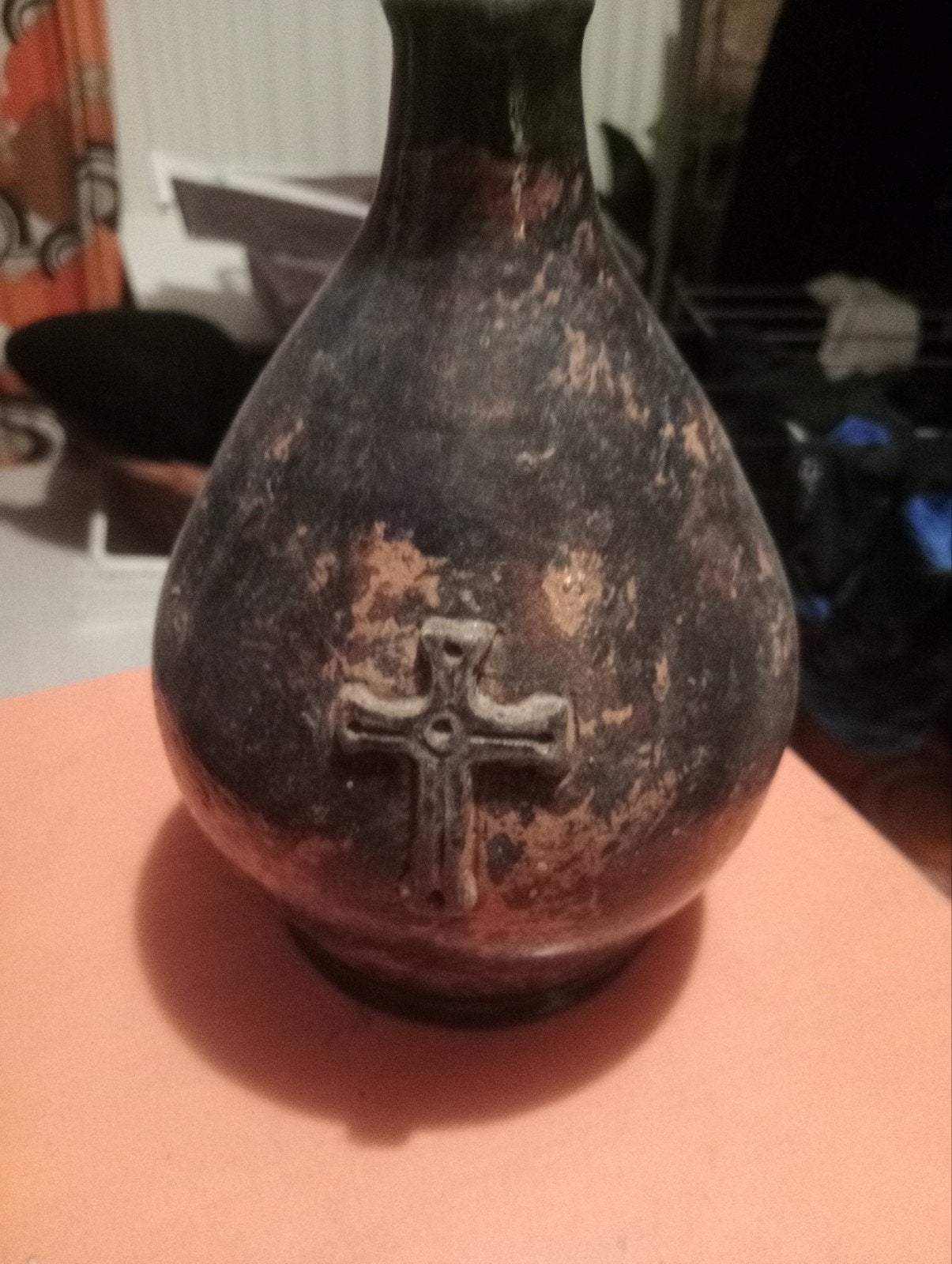 Antieke kruik met kruisdecoratie, Ophalen of Verzenden