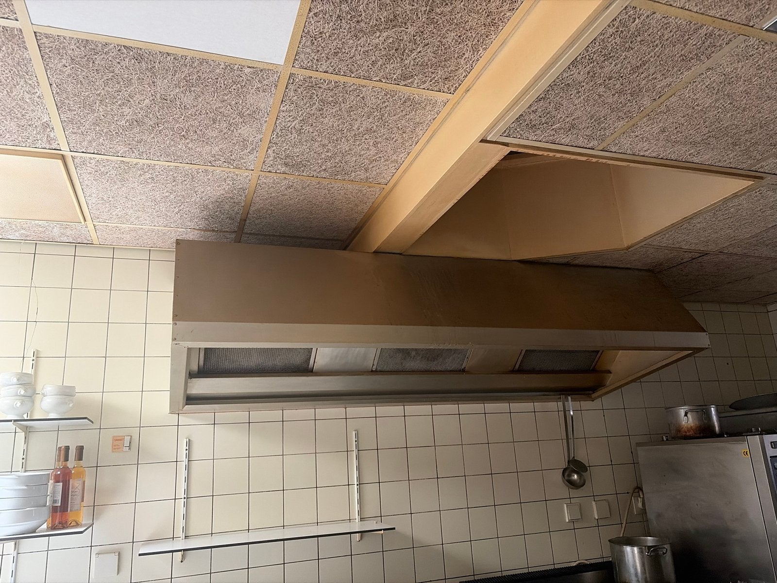 Professionele horeca inventaris, Witgoed en Apparatuur, Afzuigkappen, Gebruikt, Wandschouwkap, Ophalen of Verzenden, 400 tot 600 m³ per uur