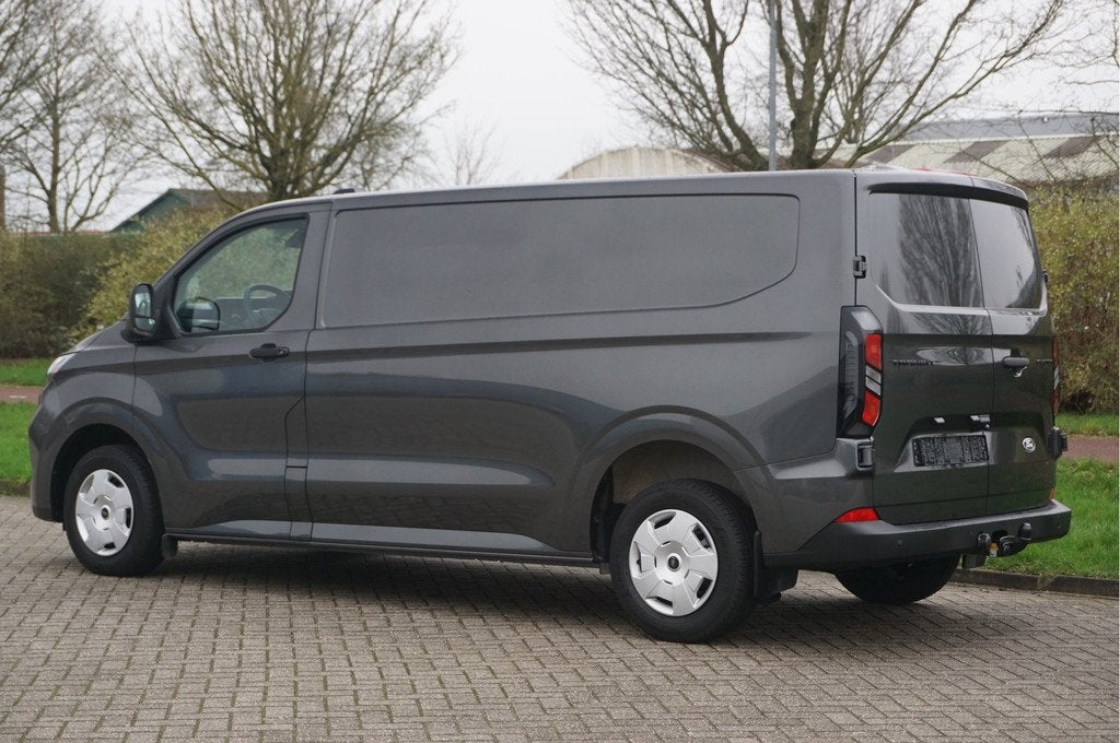 Ford Transit Custom 300L 136PK Trend BPM VRIJ! 13" Sync Navi, Voorwielaandrijving, 136 pk, Gebruikt, 4 cilinders