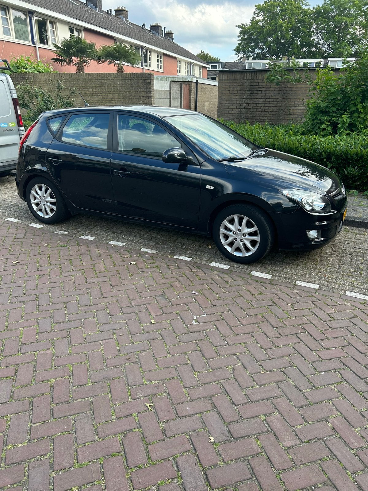 Hyundai i30 1.6 I Cvvt 5DR 2010 Zwart, Auto's, Voorwielaandrijving, 1591 cc, 4 cilinders, Zwart