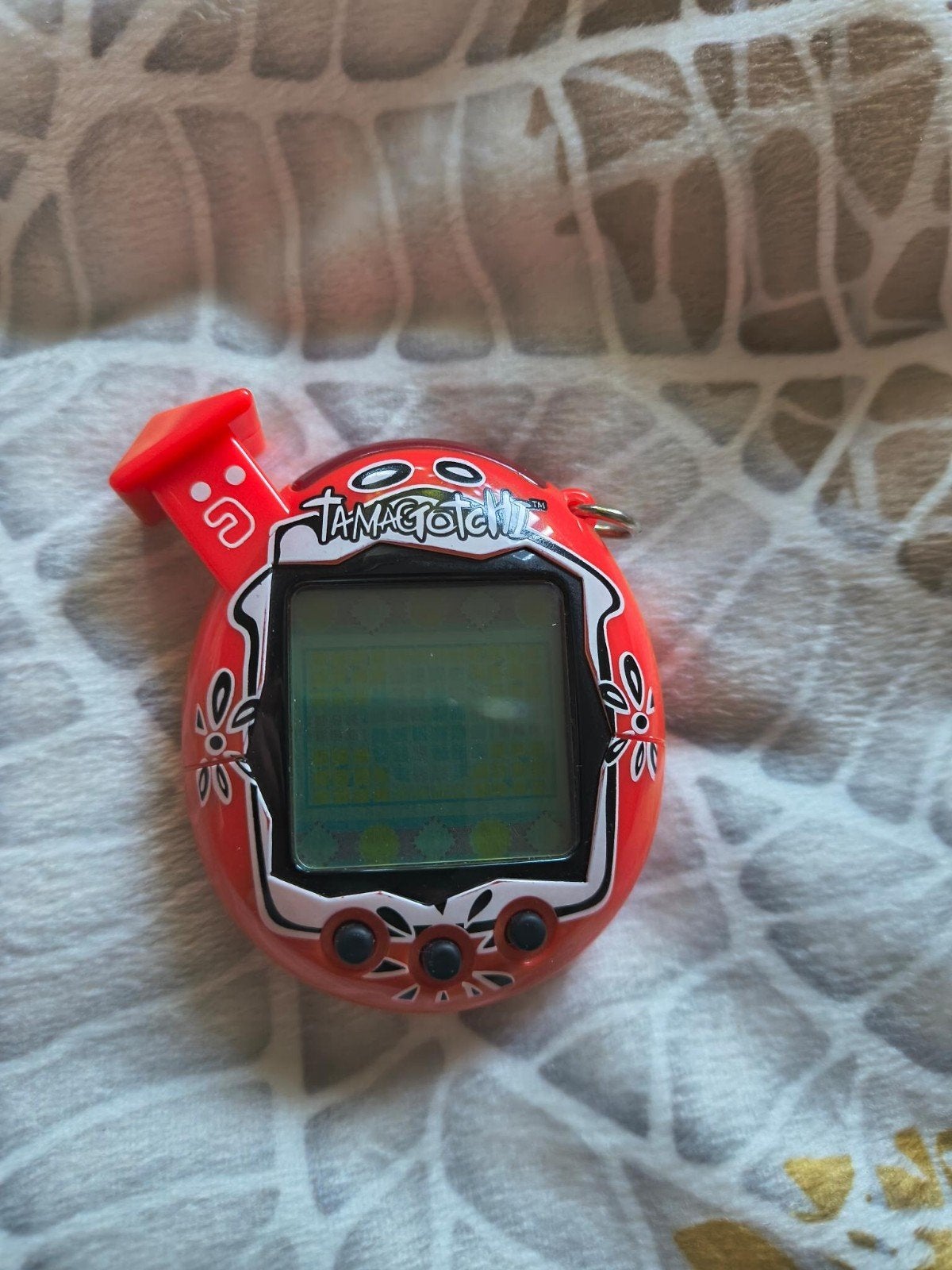 Tamagotchi Familitchi v5 Bandai Engels, Ophalen of Verzenden, Zo goed als nieuw
