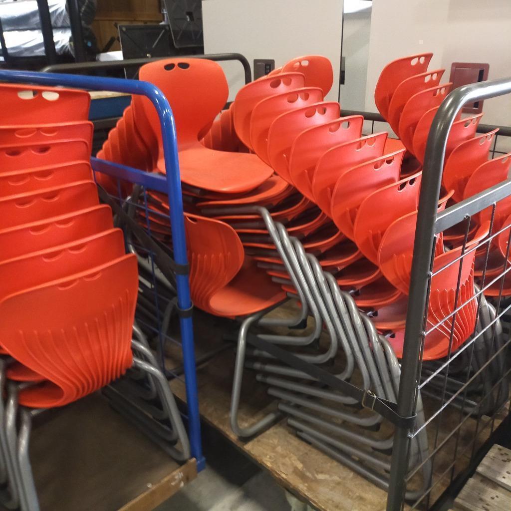 Ahrend hufterproof stapelstoelen schoolstoelen rood stapelba