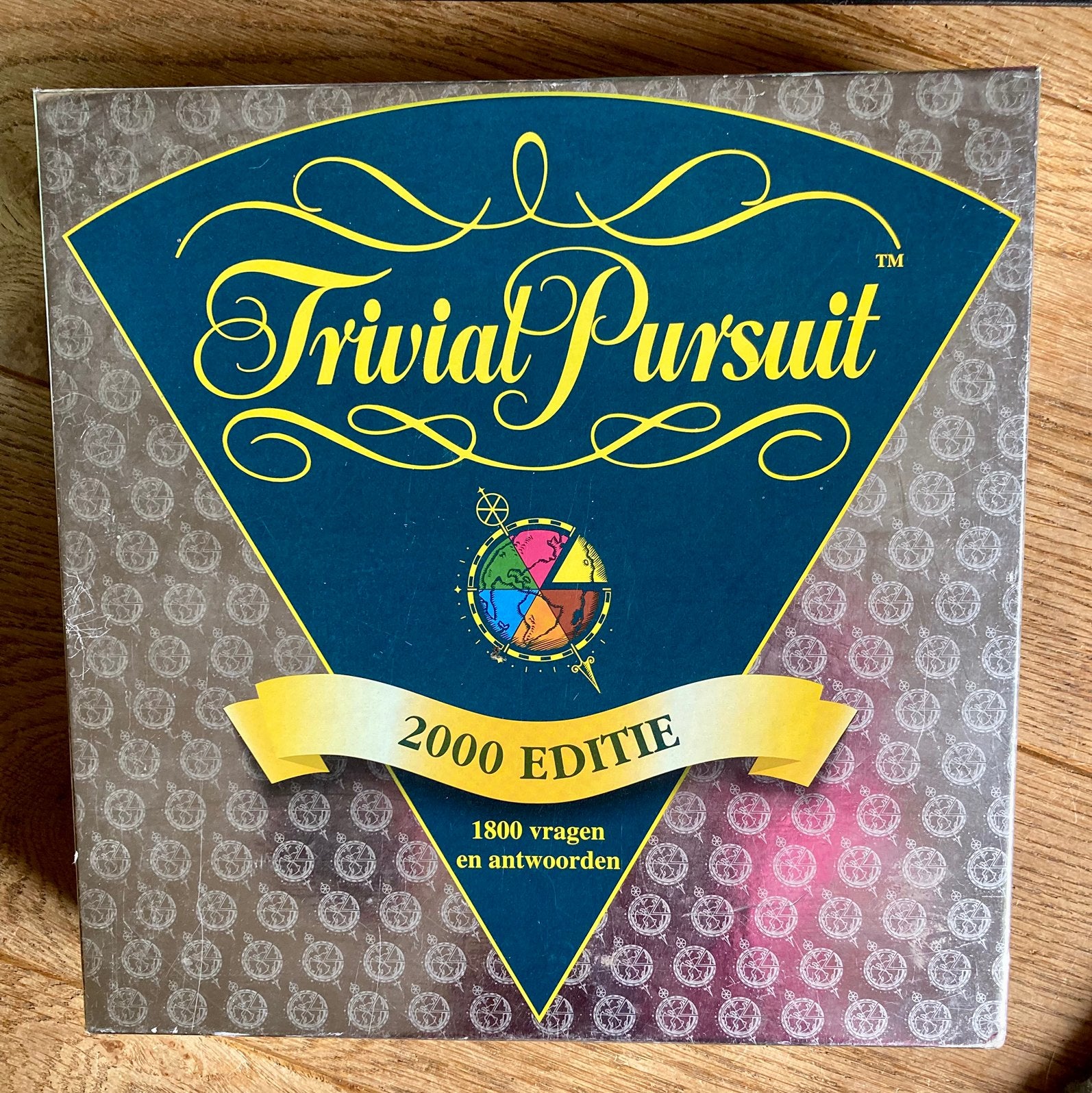 Nieuwe Trivial Pursuit 2000 editie, Hobby en Vrije tijd, Ophalen of Verzenden, Nieuw