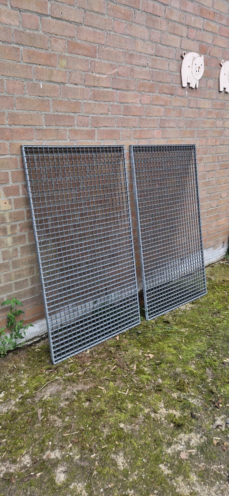 Gegalvaniseerde roosters.
Lengte 100 cm
Breedte 100 c, Ophalen, Gebruikt, IJzer