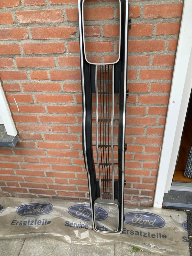 Nieuwe grille voor Ford Taunus TC 1 (1974/1975), Ophalen, Voor, Nieuw, Ford