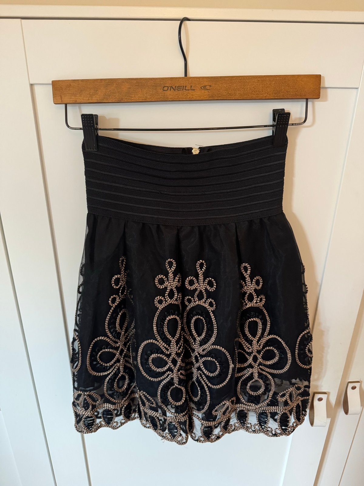 Zwart mini rokje met borduursel - Wish by Koton, Zwart, Ophalen of Verzenden, Zo goed als nieuw, Maat 34 (XS) of kleiner