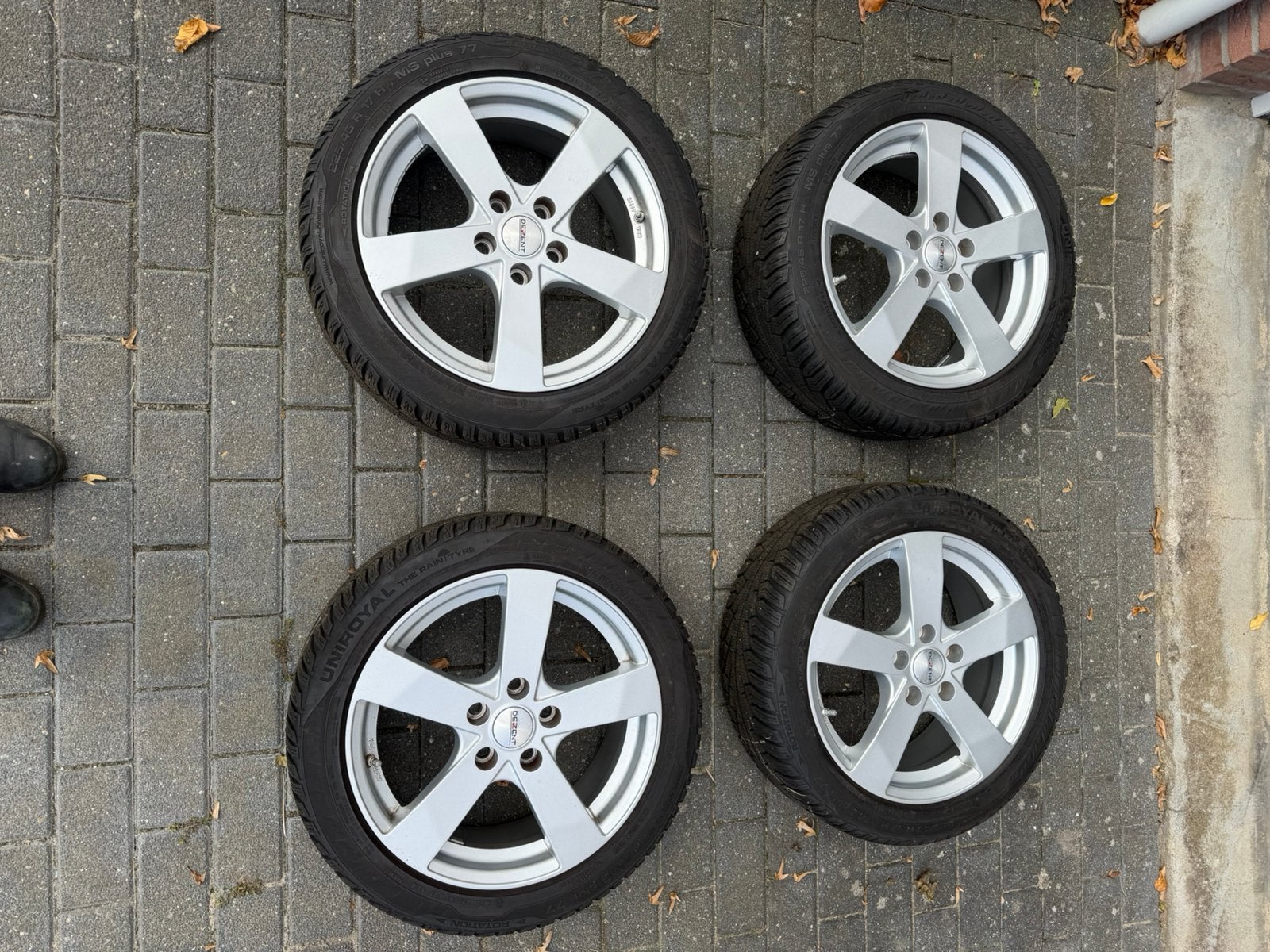 Hele nette 17” velgenset incl. Uniroyal Allseason, Auto-onderdelen, Ophalen, Velg(en), 17 inch, All Season