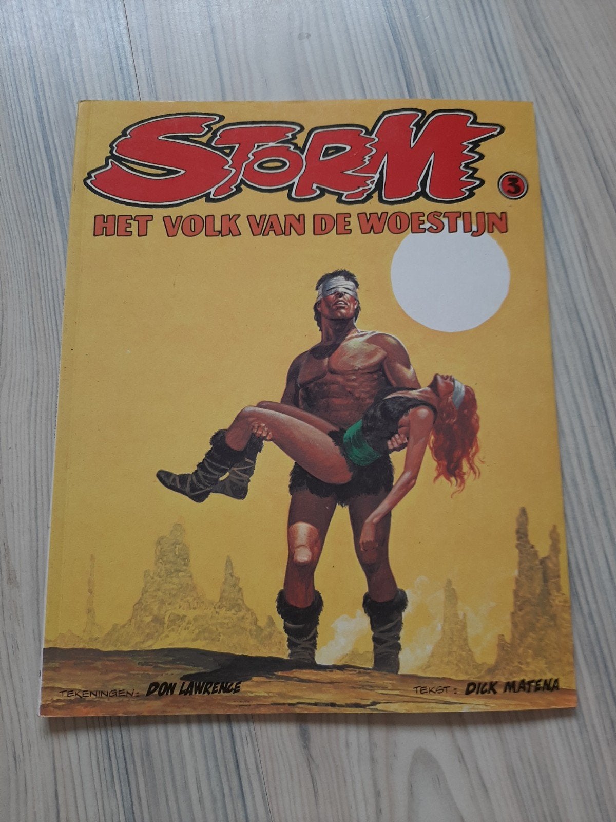 Storm: Het Volk van de Woestijn - Klassiek stripboek, Ophalen of Verzenden