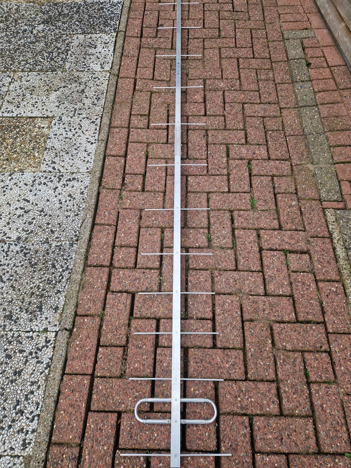 EAntenna 432LFA 18 ELEMENTS 70CM UHF YAGI ANTENNE, Ophalen, Zo goed als nieuw, Antenne