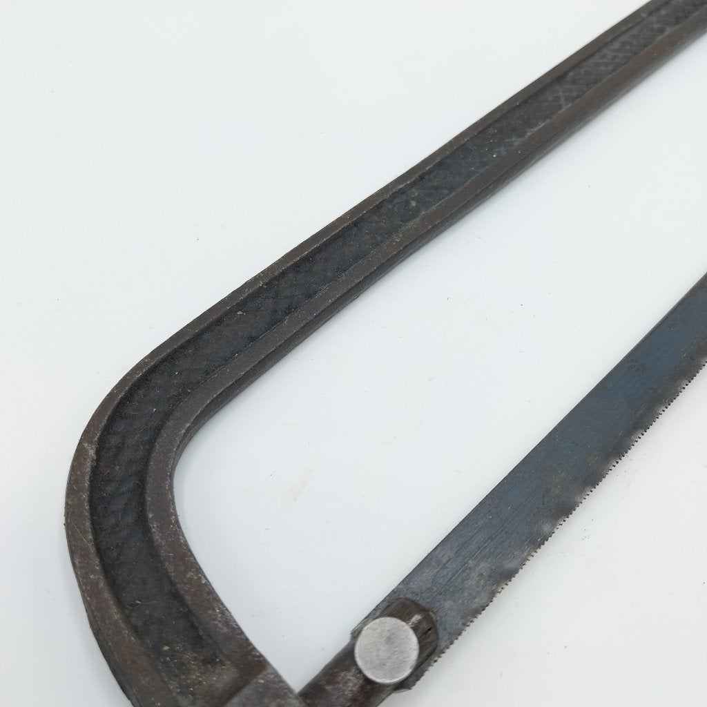 IJzerzaag met mechanisme om de zaag vast te zetten (ML), Antiek en Kunst, Ophalen of Verzenden