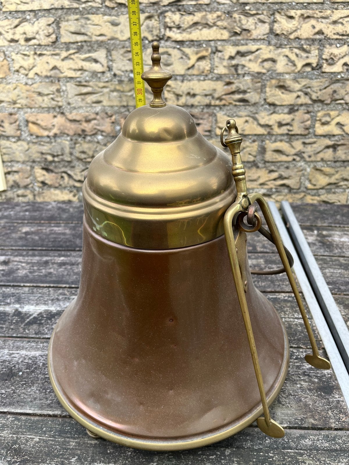 Antieke kolenpot/kit met deksel en kolenknijper, Ophalen, Koper