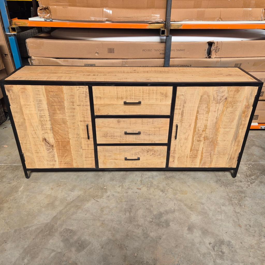 Mango houten dressoir nieuw in doos, Huis en Inrichting, Kasten | Dressoirs, 150 tot 200 cm, Nieuw, Ophalen of Verzenden, Industrieel