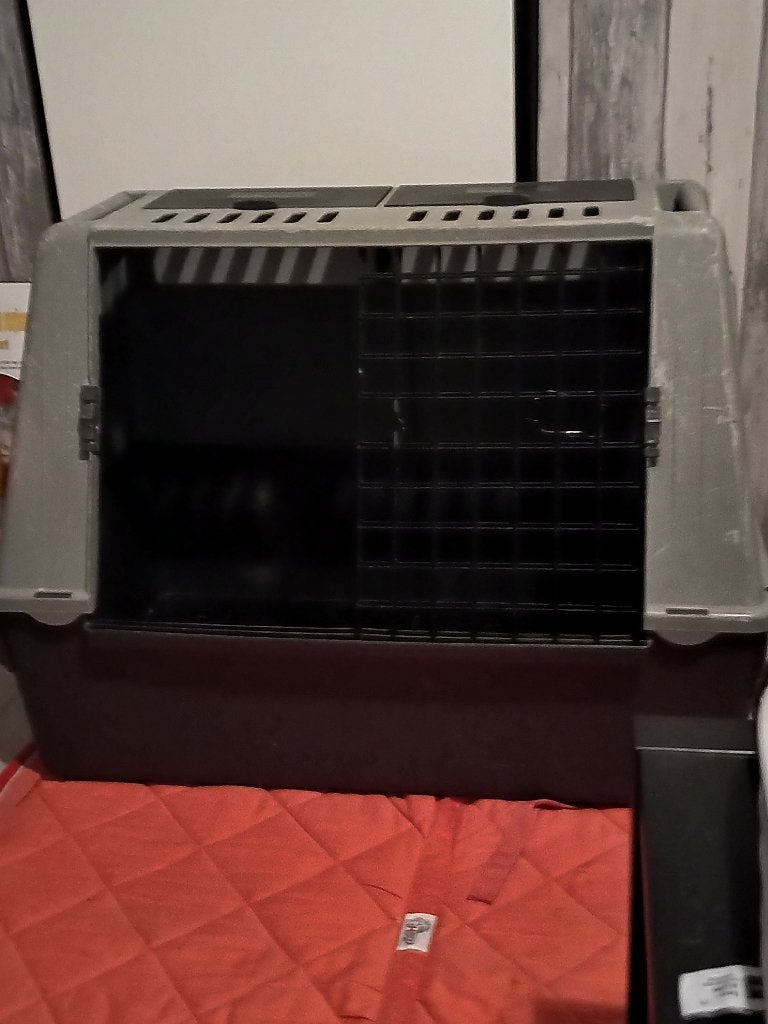 Ferplast autobench B82 x D51 x H61, Dieren en Toebehoren, Hondenbenches, Ophalen, Gebruikt