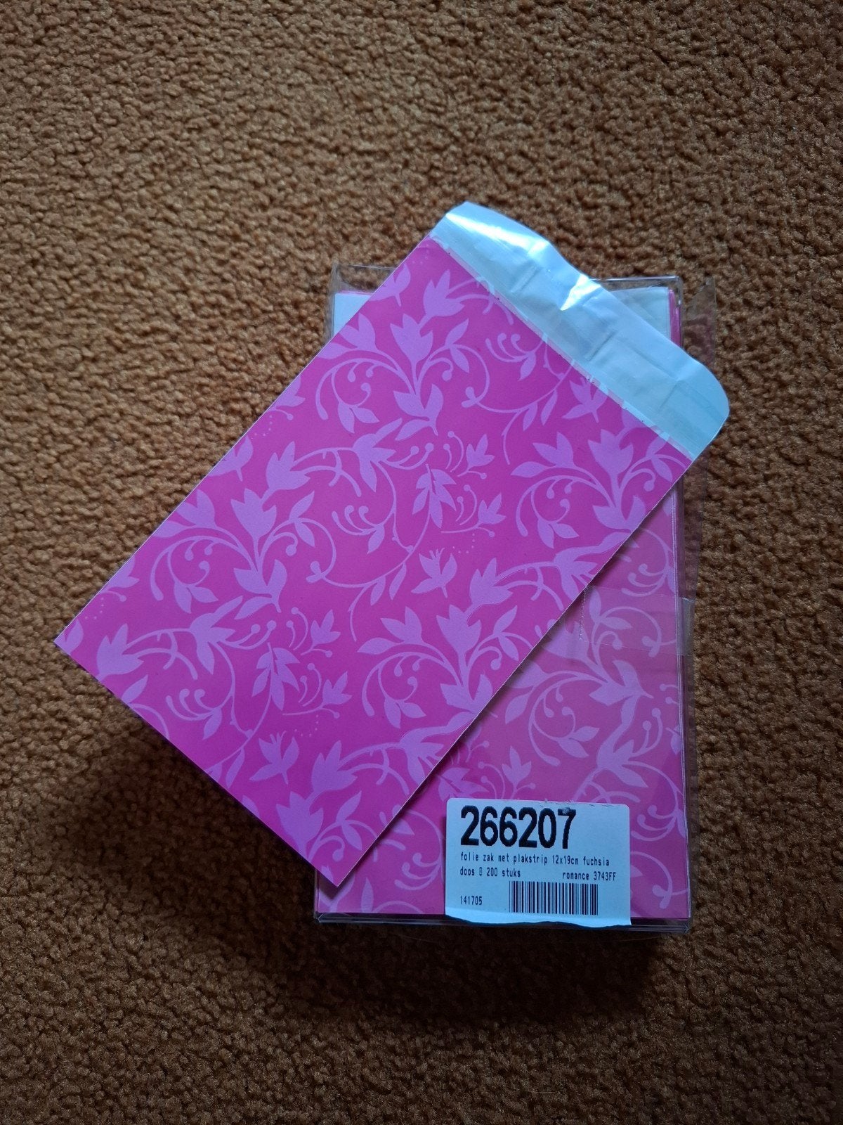 Roze, paars folie zakken met plakstrip, Ophalen, Nieuw