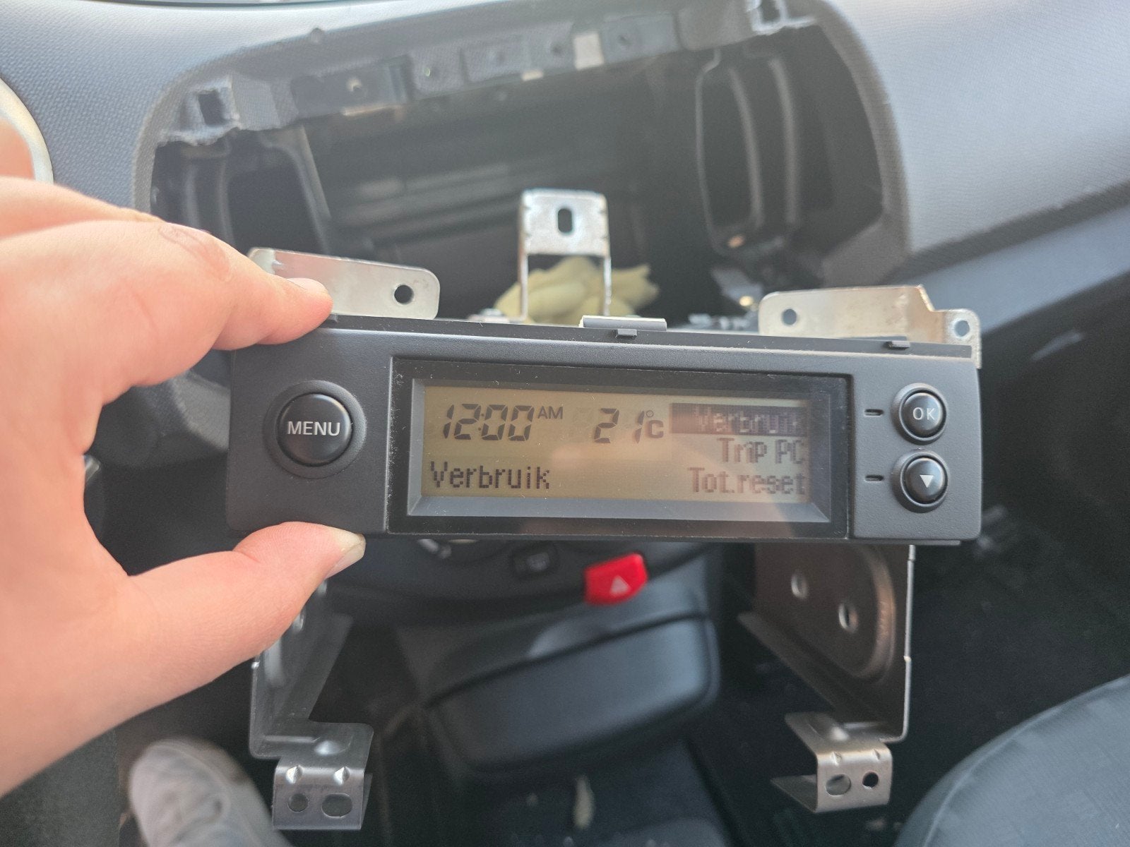Nissan Micra boordcomputer, Ophalen of Verzenden