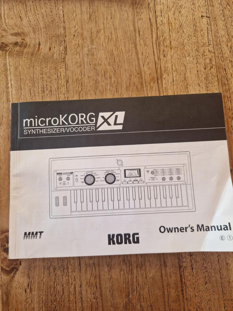 Korg microKORG XL Owner's Manual (Engelstalig), Muziek en Instrumenten, Synthesizers, Ophalen of Verzenden, Zo goed als nieuw