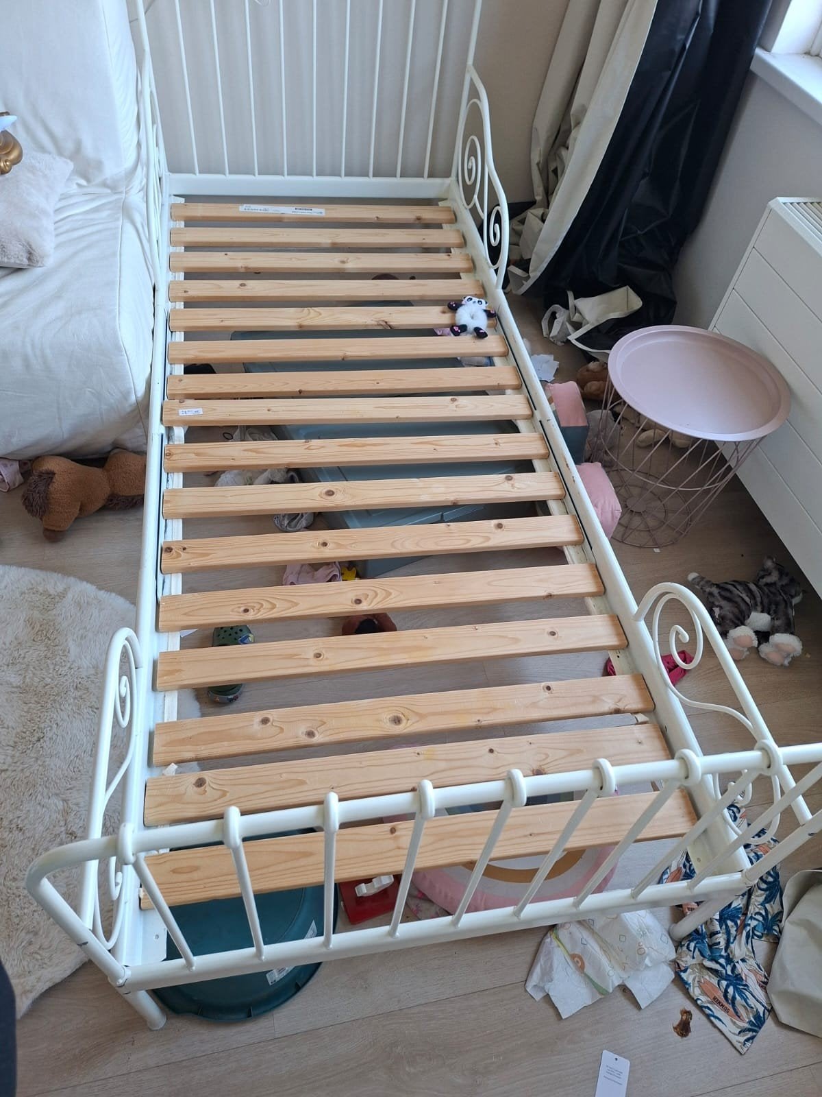 2x IKEA MINNEN meegroeibedden (met/zonder matras), Ophalen