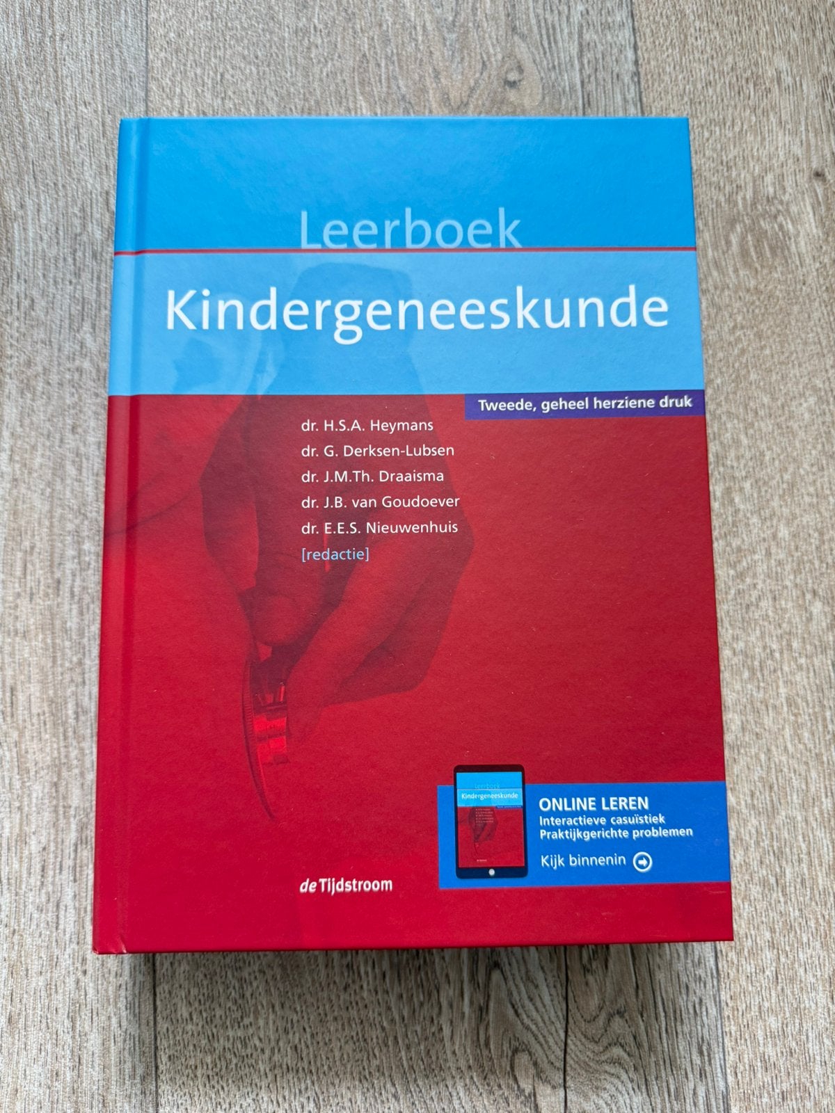 Boek - Leerboek kindergeneeskunde, Boeken, Studieboeken en Cursussen, Ophalen of Verzenden, Nieuw