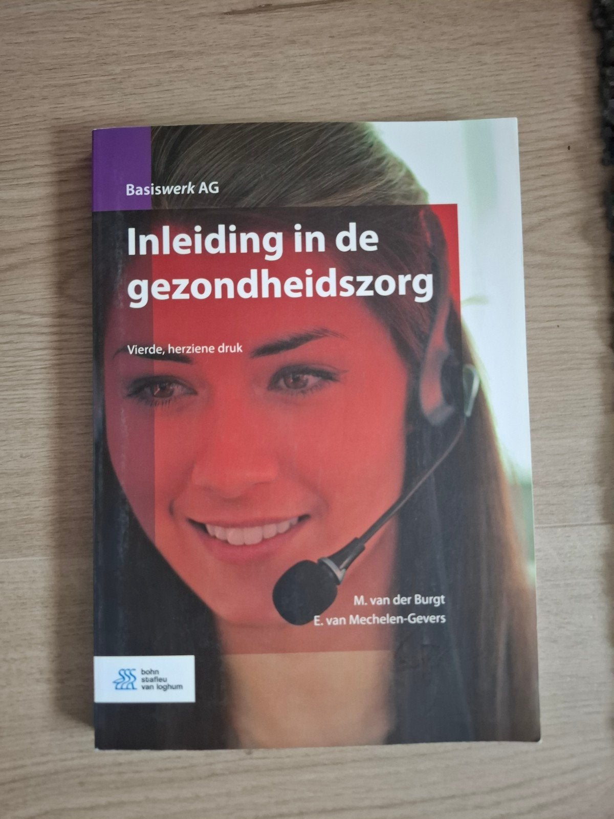 E. van MechelenGevers - Inleiding in de gezondheidszorg, Boeken, Ophalen of Verzenden, Zo goed als nieuw, E. van MechelenGevers; M. van der Burgt