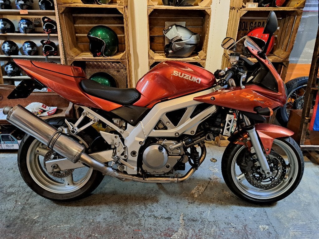 Suzuki SV650S. VERKOCHT !!, 2 cilinders, Sportuitlaat, Occasion, Motorrijbewijs A