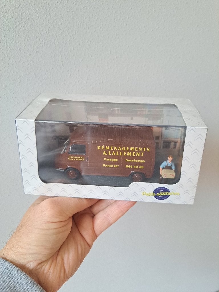 Citroen C35 Verhuizer (Déménageur) 1:43 Atlas 2428006, Ophalen of Verzenden, Nieuw, Auto, Overige merken